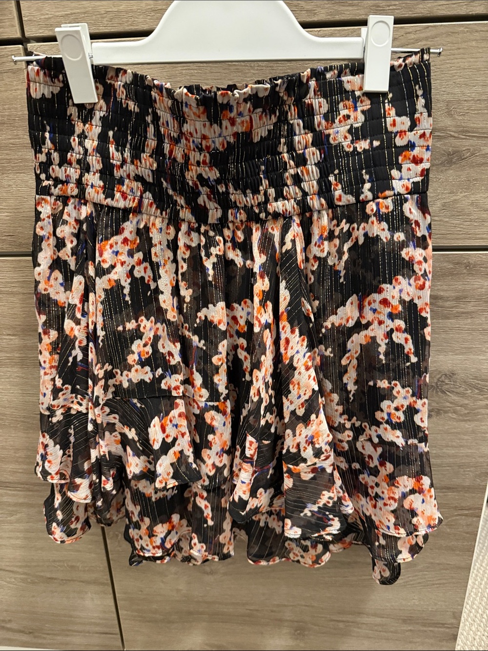 A.L.C. Black Floral w Gold- layered mini Skirt sz 6